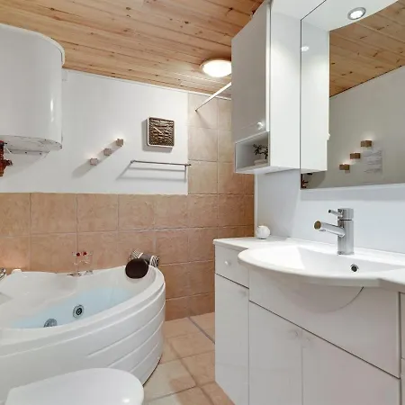 Orger - 400m To The Inlet In Nw Jutland By Interhome